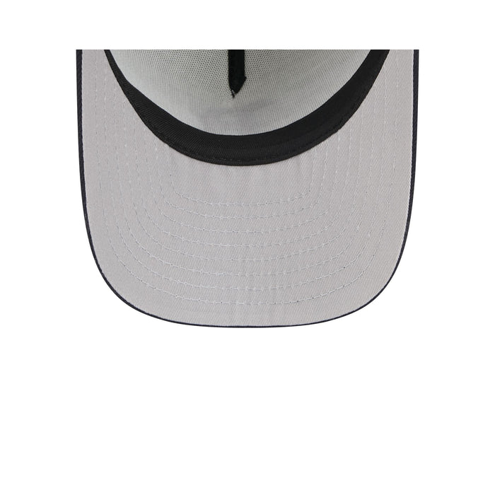 https://cdn.shopify.com/s/files/1/0601/2554/4675/files/60724493_9FIFTYAF_950AFBANNER25760_BOSRED_CHW_UV.jpg?v=1756828220