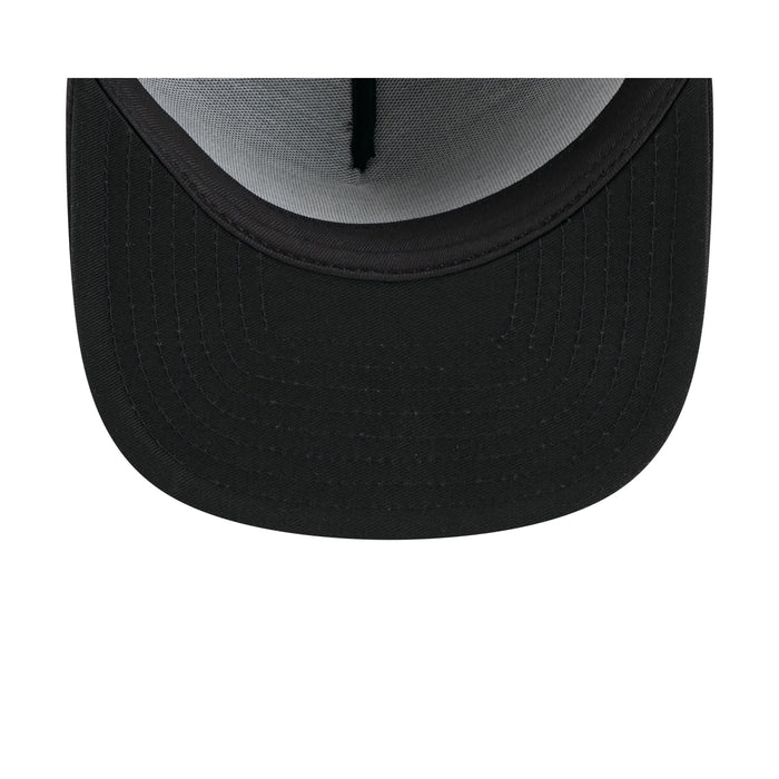 https://cdn.shopify.com/s/files/1/0601/2554/4675/files/60750771_59FIFTYAF_5950DAY5950AF2704_BOSRED_BLK_UV.jpg?v=1745502721