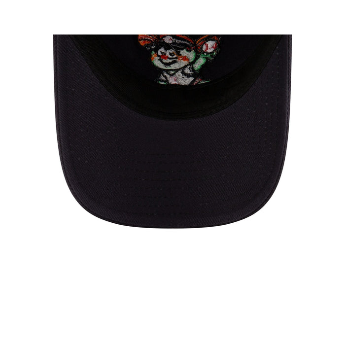 https://cdn.shopify.com/s/files/1/0601/2554/4675/files/70873629_9TWENTY_MLBMINIMASCOT_BOSRED_NAV_UV.jpg?v=1719412086