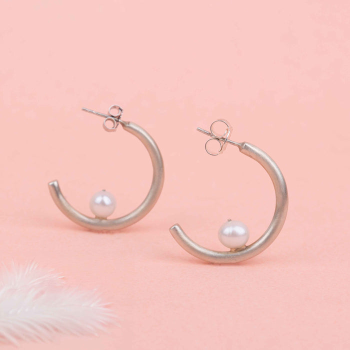 Adya Curved Hoop Pearl Earrings