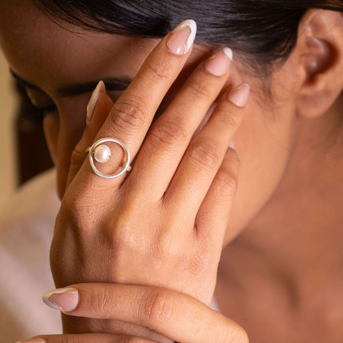 Adya Halo Pearl Necklace Earring Ring Set