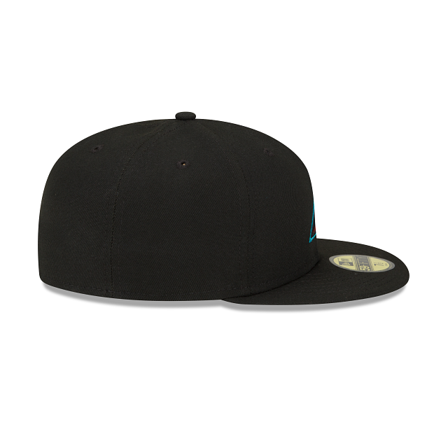 https://cdn.shopify.com/s/files/1/0601/2554/4675/products/70706951_59FIFTY_ACPERFALT23_ARIDIA_BLK_RSIDE.png?v=1669661013