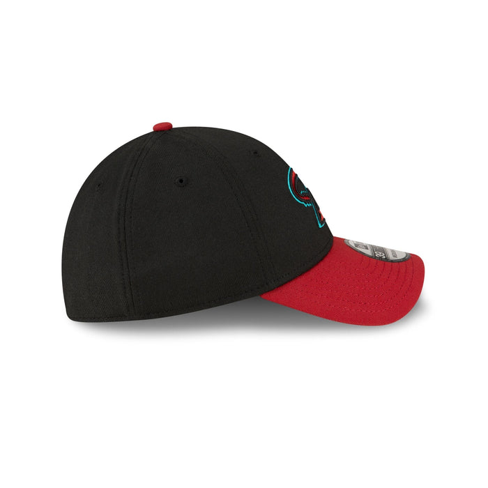 https://cdn.shopify.com/s/files/1/0601/2554/4675/files/60495360_60495365_39THIRTY_TEAMCLASSICRD_ARIDIA_BLKOTC_RSIDE.jpg?v=1699481198