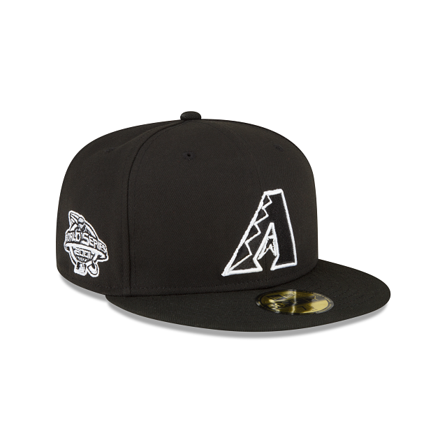 https://cdn.shopify.com/s/files/1/0601/2554/4675/products/60291265_59FIFTY_SIDEPATCHBW_ARIDIACO_BLK_3QR.png?v=1663788819