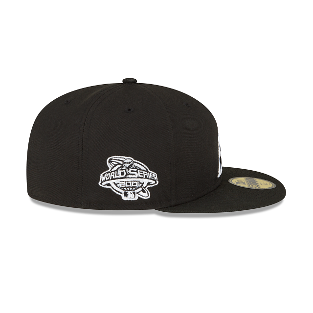 https://cdn.shopify.com/s/files/1/0601/2554/4675/products/60291265_59FIFTY_SIDEPATCHBW_ARIDIACO_BLK_RSIDE.png?v=1663788819