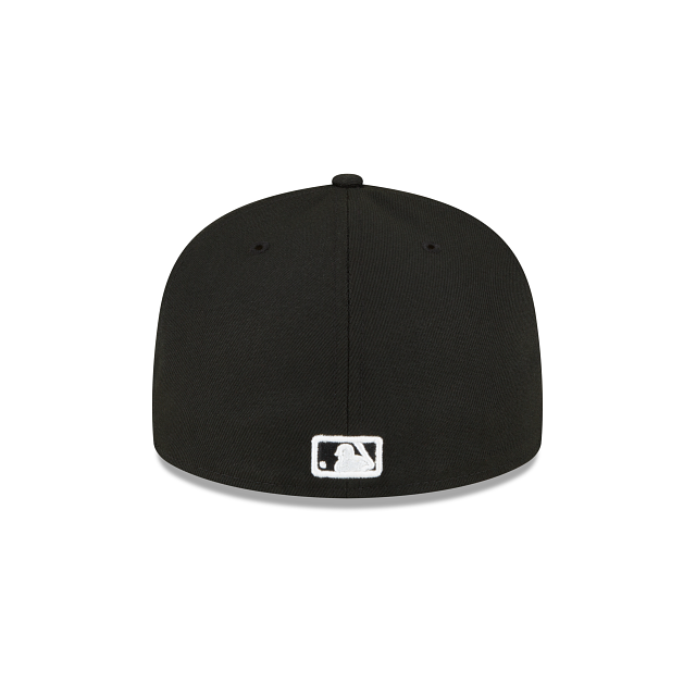 https://cdn.shopify.com/s/files/1/0601/2554/4675/products/60291265_59FIFTY_SIDEPATCHBW_ARIDIACO_BLK_R.png?v=1663788819