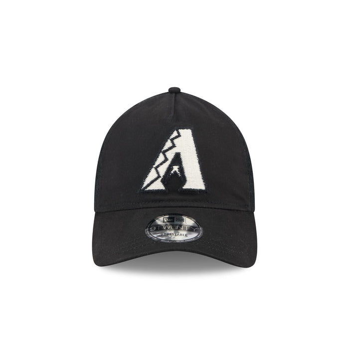 https://cdn.shopify.com/s/files/1/0601/2554/4675/files/60668405_9TWENTYAF_EMBROIDEREDMESH_ARIDIA_BLK_F.jpg?v=1739218476