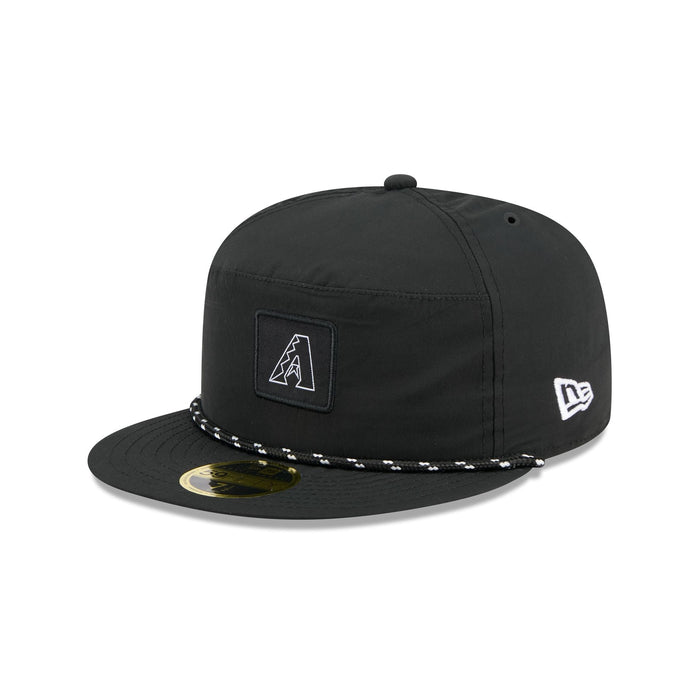 https://cdn.shopify.com/s/files/1/0601/2554/4675/files/60750790_59FIFTY_5950DAY5950SP270_ARIDIA_BLK_3QL.jpg?v=1745502727