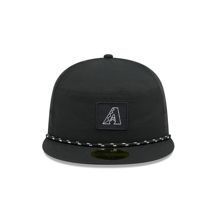 https://cdn.shopify.com/s/files/1/0601/2554/4675/files/60750790_59FIFTY_5950DAY5950SP270_ARIDIA_BLK_F.jpg?v=1745502727