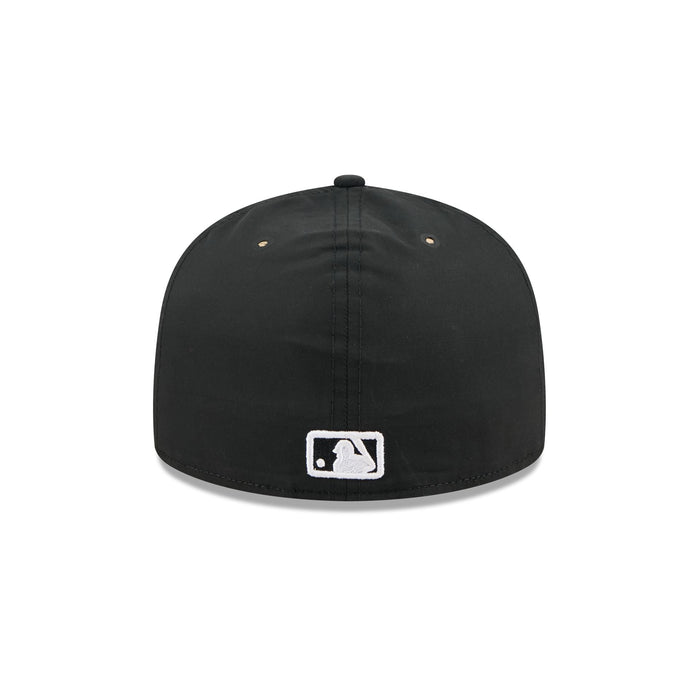 https://cdn.shopify.com/s/files/1/0601/2554/4675/files/60750790_59FIFTY_5950DAY5950SP270_ARIDIA_BLK_R.jpg?v=1745502727