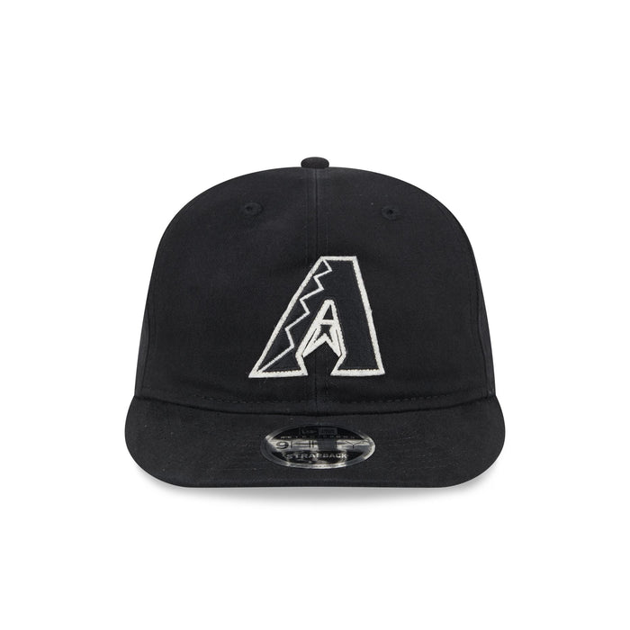 https://cdn.shopify.com/s/files/1/0601/2554/4675/files/60586892_RC9FIFTY_CANVASFELTLOGO_ARIDIA_OTC_F.jpg?v=1728999913
