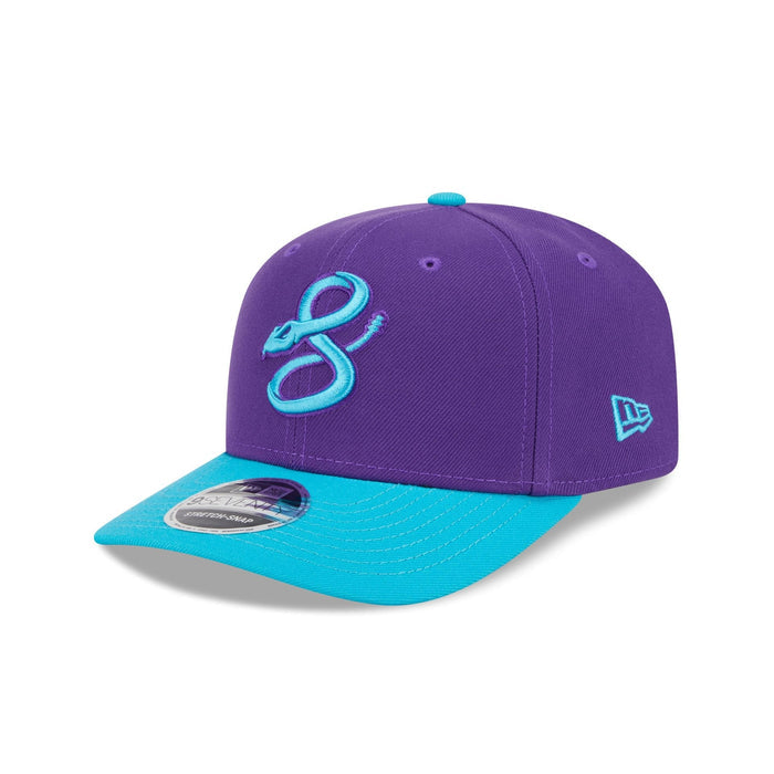 https://cdn.shopify.com/s/files/1/0601/2554/4675/files/60666716_9SEVENTY_CITYCONNECTARIDIA_ARIDIA_OTC_3QL.jpg?v=1746214108