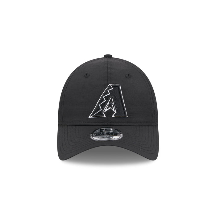 https://cdn.shopify.com/s/files/1/0601/2554/4675/files/60656394_9TWENTY_EVERYDAYNYLON_ARIDIA_BLK_F.jpg?v=1740520619