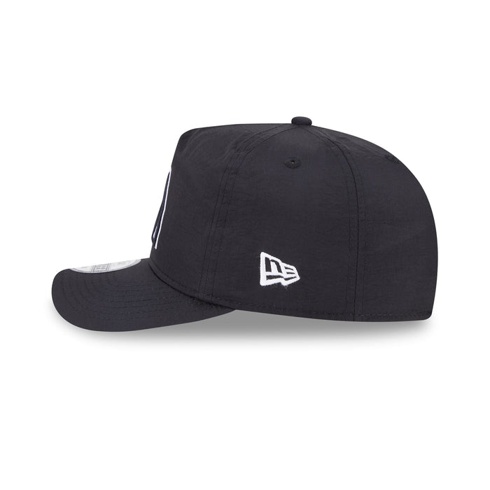 https://cdn.shopify.com/s/files/1/0601/2554/4675/files/60641108_GOLFER_EVERYDAYNYLON_ARIDIA_BLK_LSIDE.jpg?v=1740520621