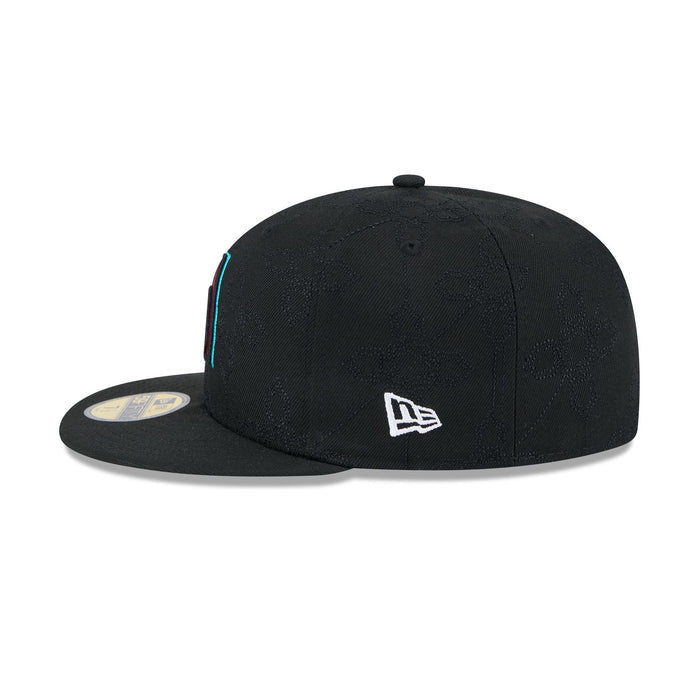 https://cdn.shopify.com/s/files/1/0601/2554/4675/files/60641240_59FIFTY_OTCPATTERN_ARIDIA_OTC_LSIDE.jpg?v=1739890275