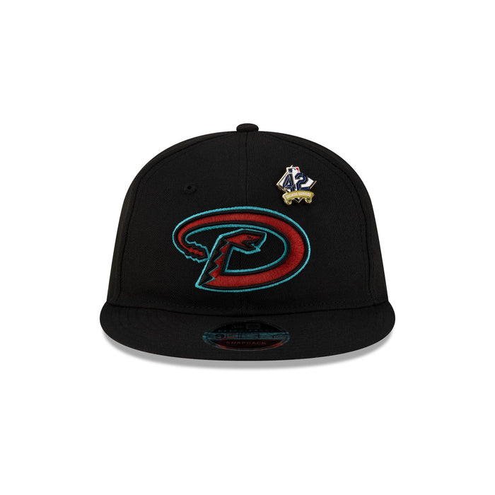 https://cdn.shopify.com/s/files/1/0601/2554/4675/files/60662283_RC9FIFTY_JRD25_ARIDIA_BLK_F.jpg?v=1741724238