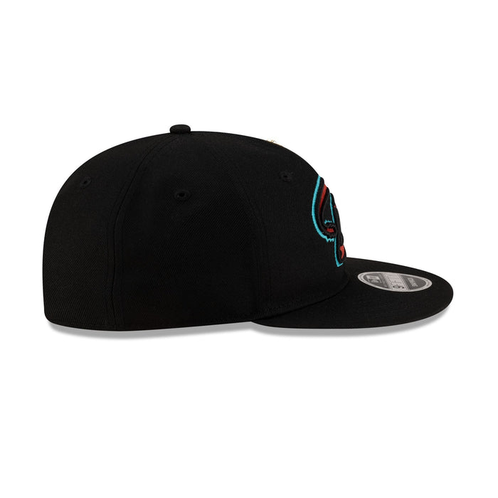 https://cdn.shopify.com/s/files/1/0601/2554/4675/files/60662283_RC9FIFTY_JRD25_ARIDIA_BLK_RSIDE.jpg?v=1741724238