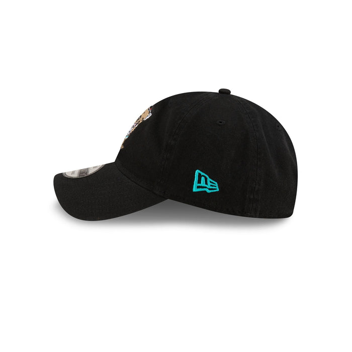 https://cdn.shopify.com/s/files/1/0601/2554/4675/files/70873621_9TWENTY_MLBMINIMASCOT_ARIDIA_BLK_LSIDE.jpg?v=1719412141