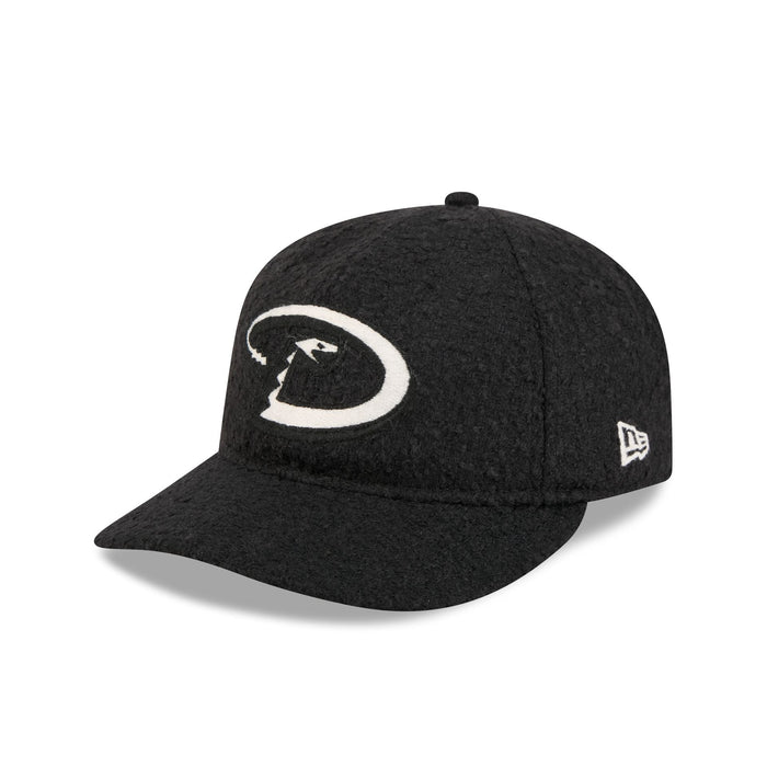 https://cdn.shopify.com/s/files/1/0601/2554/4675/files/60852165_RC9FIFTY_LifestyleEnergy_ARIDIA_NAV__203QL.jpg?v=1768341452