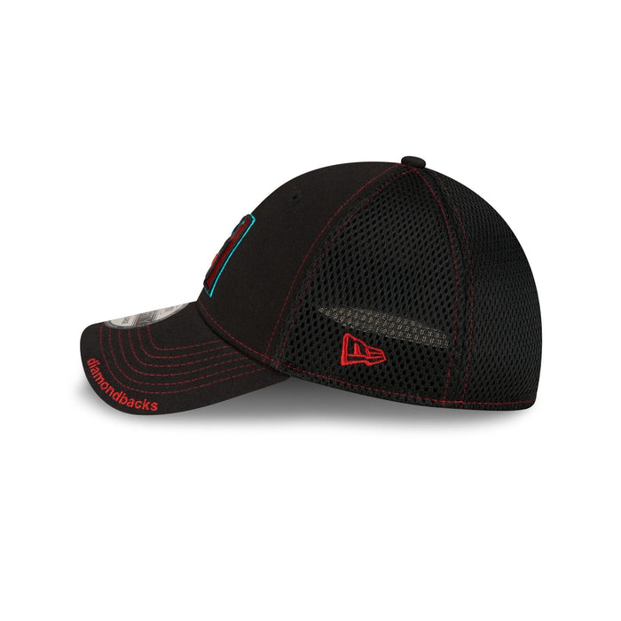https://cdn.shopify.com/s/files/1/0601/2554/4675/files/60495366_39THIRTY_NEOGM_ARIDIA_OTCBLK_LSIDE.jpg?v=1705601002
