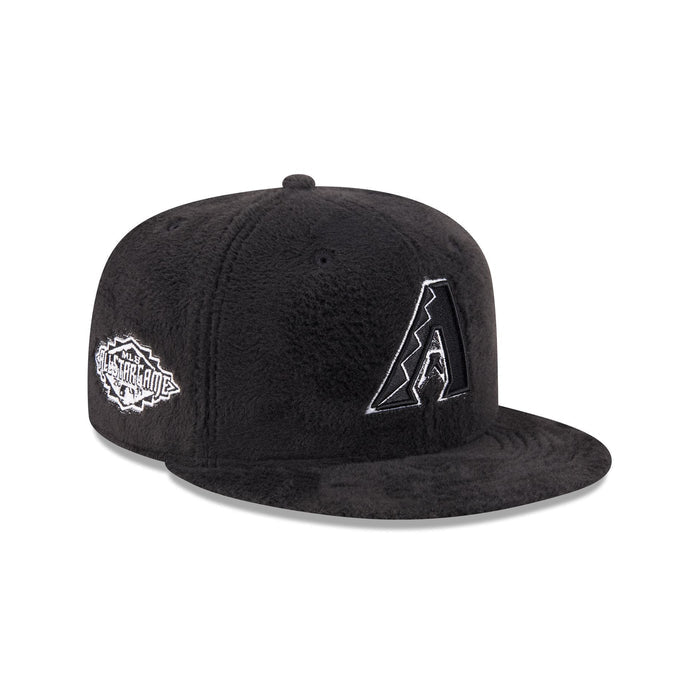 https://cdn.shopify.com/s/files/1/0601/2554/4675/files/60832814_59FIFTY_LifestyleEnergy_ARIDIA_BLK_3QR.jpg?v=1764616396