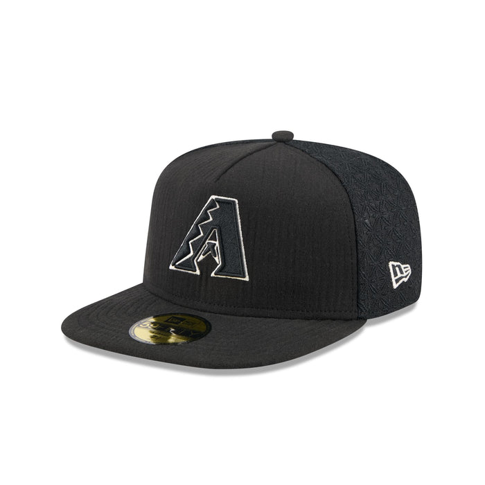 https://cdn.shopify.com/s/files/1/0601/2554/4675/files/60750770_59FIFTYAF_5950DAY5950AF2704_ARIDIA_BLK_3QL.jpg?v=1745502723