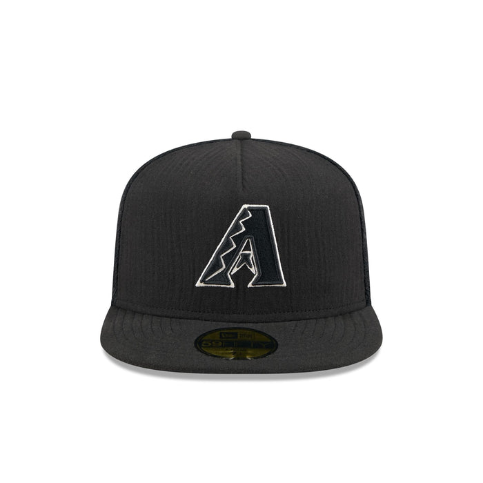 https://cdn.shopify.com/s/files/1/0601/2554/4675/files/60750770_59FIFTYAF_5950DAY5950AF2704_ARIDIA_BLK_F.jpg?v=1745502723