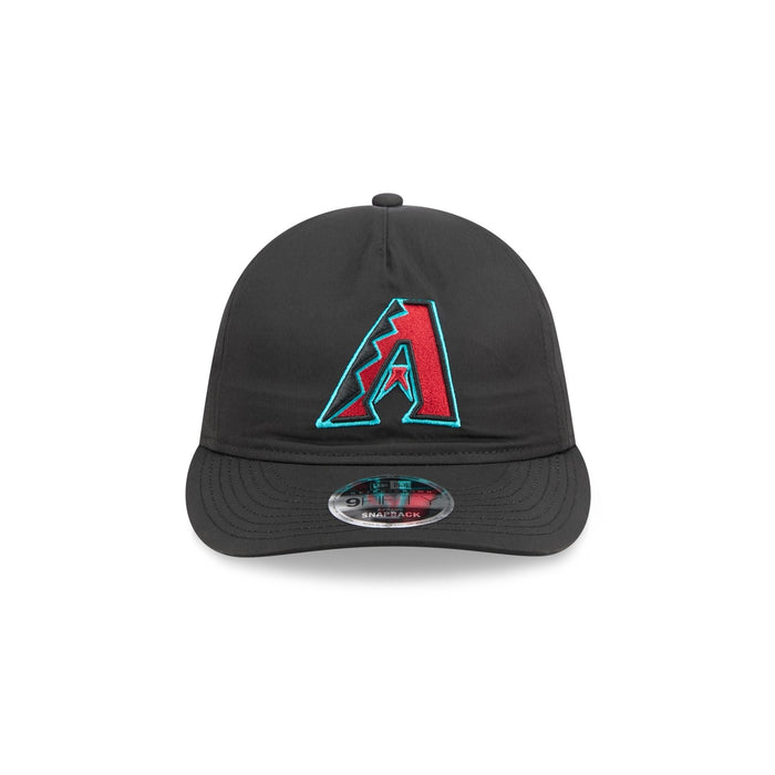 https://cdn.shopify.com/s/files/1/0601/2554/4675/files/60723995_RC9FIFTY_950RCAFNYLON25833_ARIDIA_OTC_F.jpg?v=1758045141