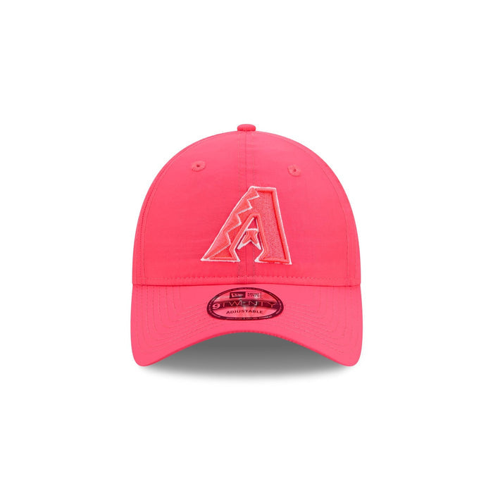 https://cdn.shopify.com/s/files/1/0601/2554/4675/files/60656396_9TWENTY_EVERYDAYNYLON_ARIDIA_XPK_F.jpg?v=1740520621