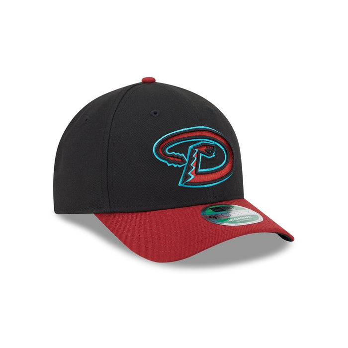 https://cdn.shopify.com/s/files/1/0601/2554/4675/files/60646827_9FORTYMC_MLBPLYRREP940MC_ARIDIA_OTC_3QR.jpg?v=1736976592