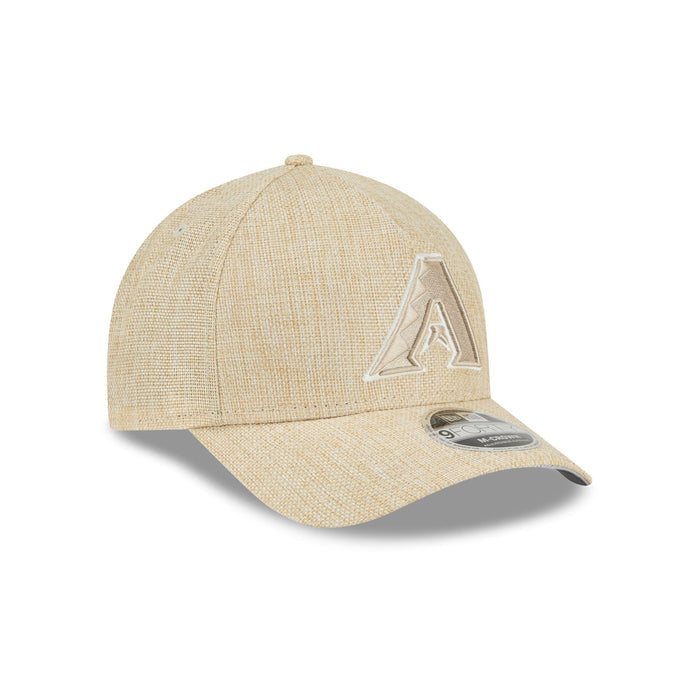 https://cdn.shopify.com/s/files/1/0601/2554/4675/files/60641080_9FORTYMCAF_COTTONWEAVE_ARIDIA_STN_3QR.jpg?v=1741121220