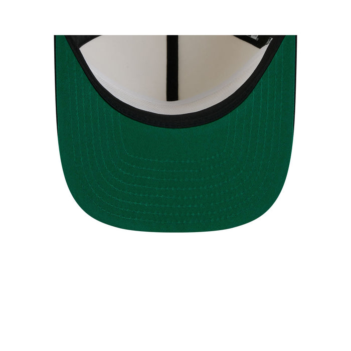 https://cdn.shopify.com/s/files/1/0601/2554/4675/files/60641270_GOLFER_TEAMSCRIBBLE_ARIDIA_CHW_UV.jpg?v=1739890276