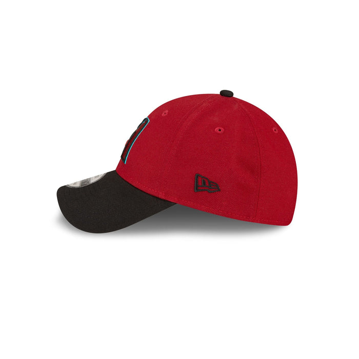 https://cdn.shopify.com/s/files/1/0601/2554/4675/files/60495367_60495371_9FORTY_THELEAGUEGM_ARIDIA_OTCBLK_LSIDE.jpg?v=1699481198