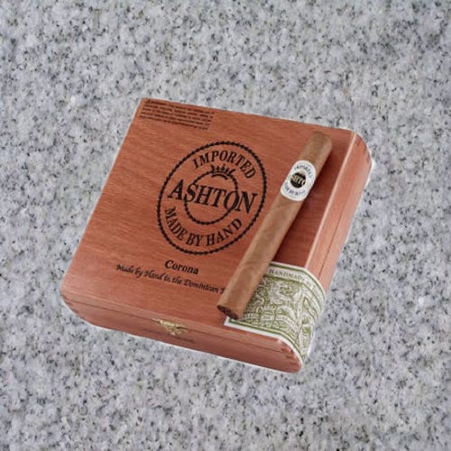 Ashton: CLASSIC CORONA (5.5" x 44)
