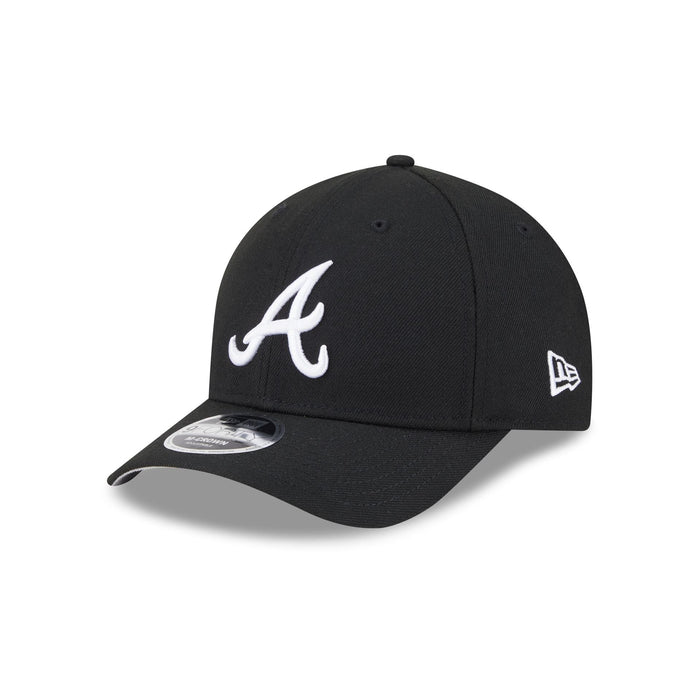https://cdn.shopify.com/s/files/1/0601/2554/4675/files/60646923_9FORTYMC_MLBTEAM940MC_ATLBRA_WHI_3QL.jpg?v=1736976594