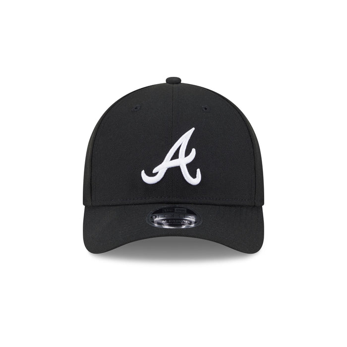 https://cdn.shopify.com/s/files/1/0601/2554/4675/files/60646923_9FORTYMC_MLBTEAM940MC_ATLBRA_WHI_F.jpg?v=1736976594