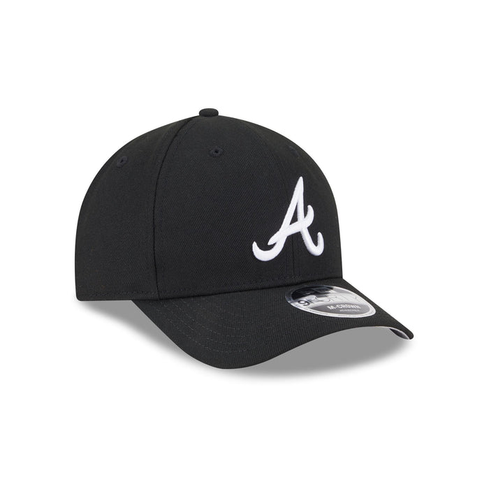 https://cdn.shopify.com/s/files/1/0601/2554/4675/files/60646923_9FORTYMC_MLBTEAM940MC_ATLBRA_WHI_3QR.jpg?v=1736976594