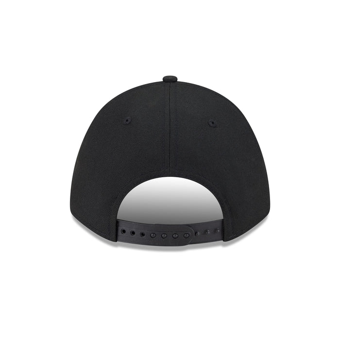 https://cdn.shopify.com/s/files/1/0601/2554/4675/files/60646923_9FORTYMC_MLBTEAM940MC_ATLBRA_WHI_R.jpg?v=1736976594