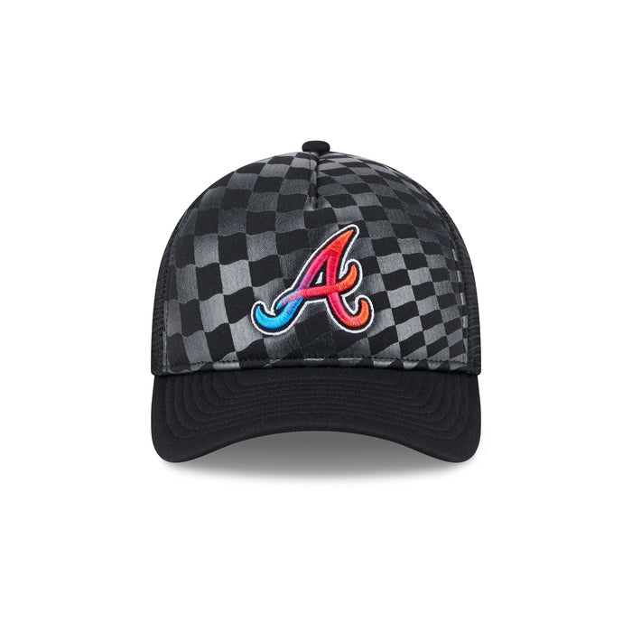 https://cdn.shopify.com/s/files/1/0601/2554/4675/files/60641193_9FORTYMCAF_GRADIENTRACEWAY_ATLBRA_BLK_F.jpg?v=1738873207