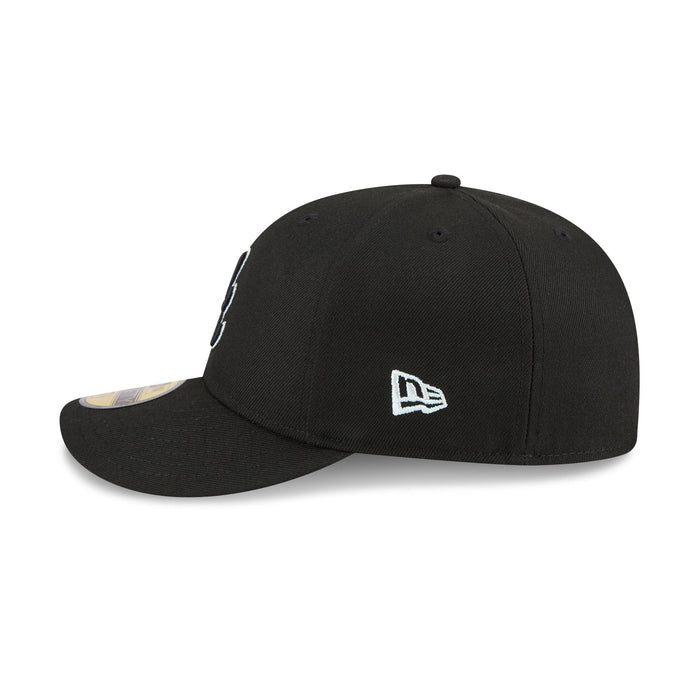 https://cdn.shopify.com/s/files/1/0601/2554/4675/files/60842299_59FIFTY_CC59FIFTYPC30808_ATLBRA_BLK_LSIDE.jpg?v=1763569072