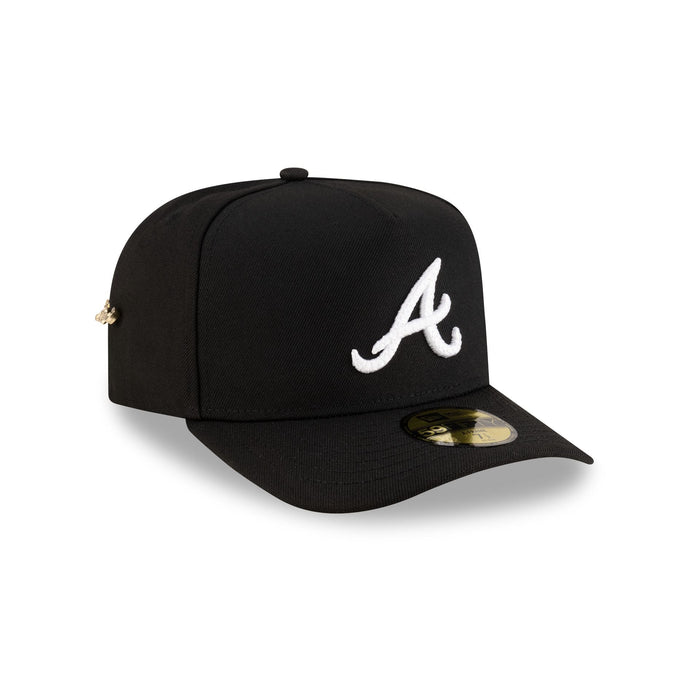 https://cdn.shopify.com/s/files/1/0601/2554/4675/files/60668858_59FIFTYAF_SCRIPT_PIN_ATLBRA_BLK_3QR.jpg?v=1748617270
