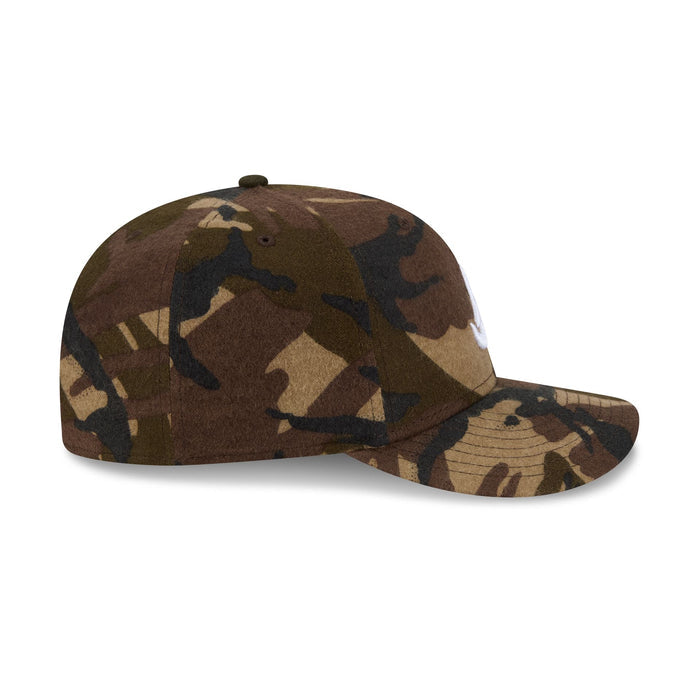 https://cdn.shopify.com/s/files/1/0601/2554/4675/files/60847077_59FIFTY_CC59FIFTYPC32422_ATLBRA_XCM_RSIDE.jpg?v=1763569074