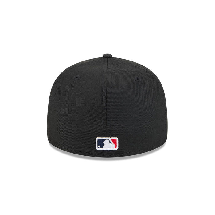 https://cdn.shopify.com/s/files/1/0601/2554/4675/files/60675187_RC59FIFTY_LifestyleEnergy_ATLBRA_BLK_R.jpg?v=1741106293