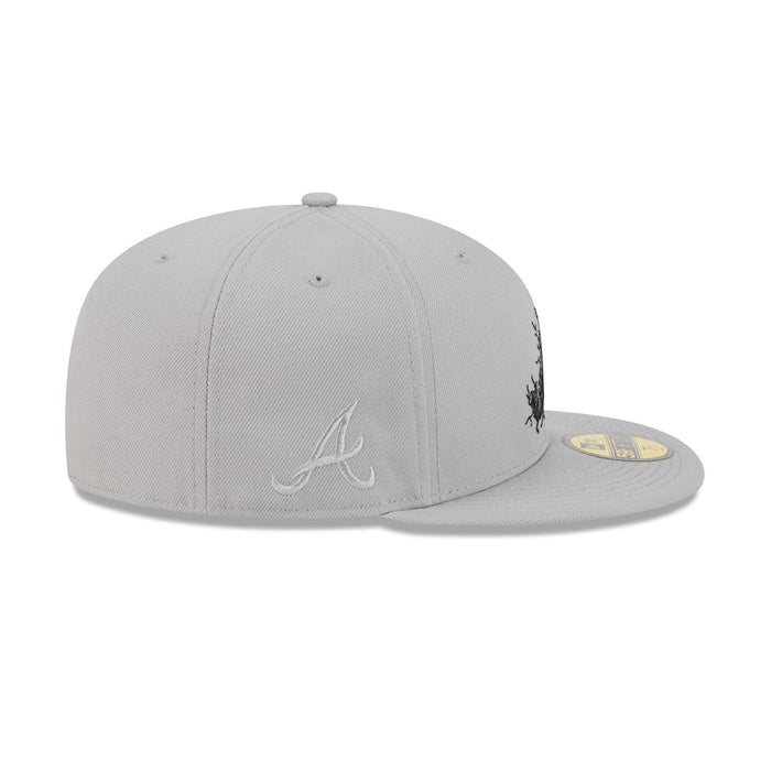 https://cdn.shopify.com/s/files/1/0601/2554/4675/files/60693550_59FIFTY_5950CRACKED26484_ATLBRA_GRA_RSIDE.jpg?v=1756141605