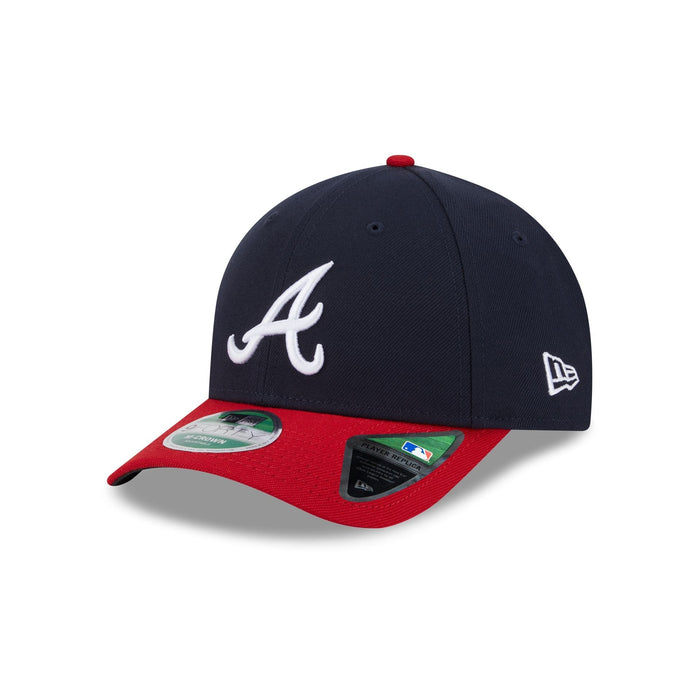 https://cdn.shopify.com/s/files/1/0601/2554/4675/files/60646774_60646918_9FORTYMC_MLBPLYRREP940MC_ATLBRA_OTC_3QL_141cfc86-74e7-4f58-bfb4-d7953c4619a7.jpg?v=1736976980