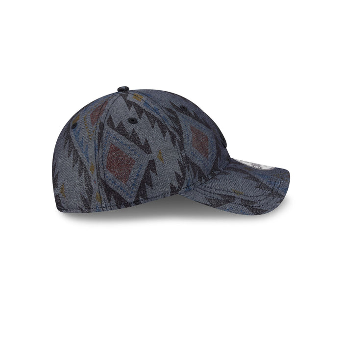 https://cdn.shopify.com/s/files/1/0601/2554/4675/files/60745149_9TWENTY_AZTECPATTERN9TWENTY26_ATLBRA_XNV_RSIDE.jpg?v=1746108050