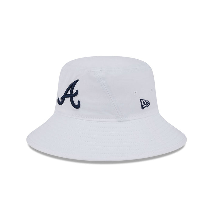 https://cdn.shopify.com/s/files/1/0601/2554/4675/files/60446869_BUCKET_BCKTEGWHIWHIOTC_ATLBRA_WHI_3QL.jpg?v=1713795113