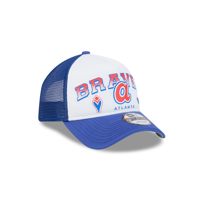 https://cdn.shopify.com/s/files/1/0601/2554/4675/files/60573572_AF9FORTY_RETROWORDMARK_ATLBRACO_OTC_3QR.jpg?v=1723664221