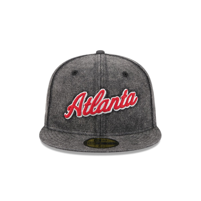 https://cdn.shopify.com/s/files/1/0601/2554/4675/files/60746840_59FIFTY_LifestyleEnergy_ATLBRA_BLK_F.jpg?v=1744736997