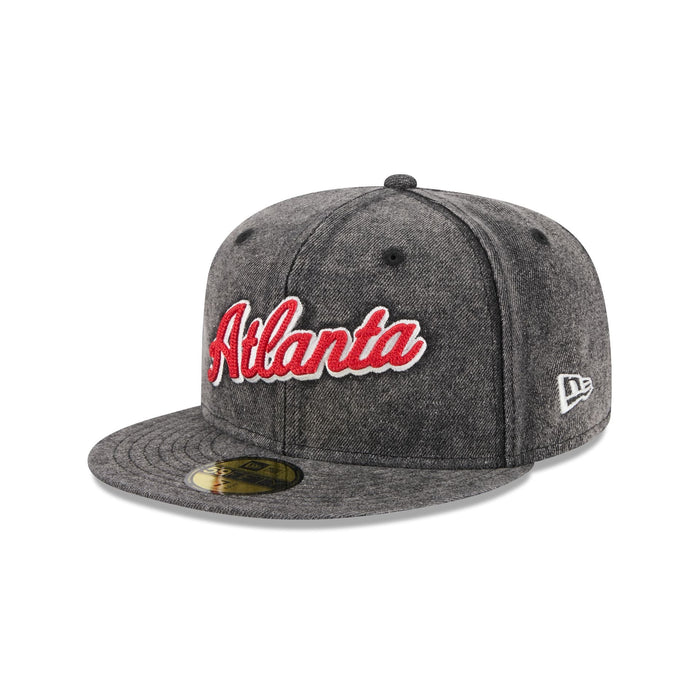 https://cdn.shopify.com/s/files/1/0601/2554/4675/files/60746840_59FIFTY_LifestyleEnergy_ATLBRA_BLK_3QL.jpg?v=1744736997